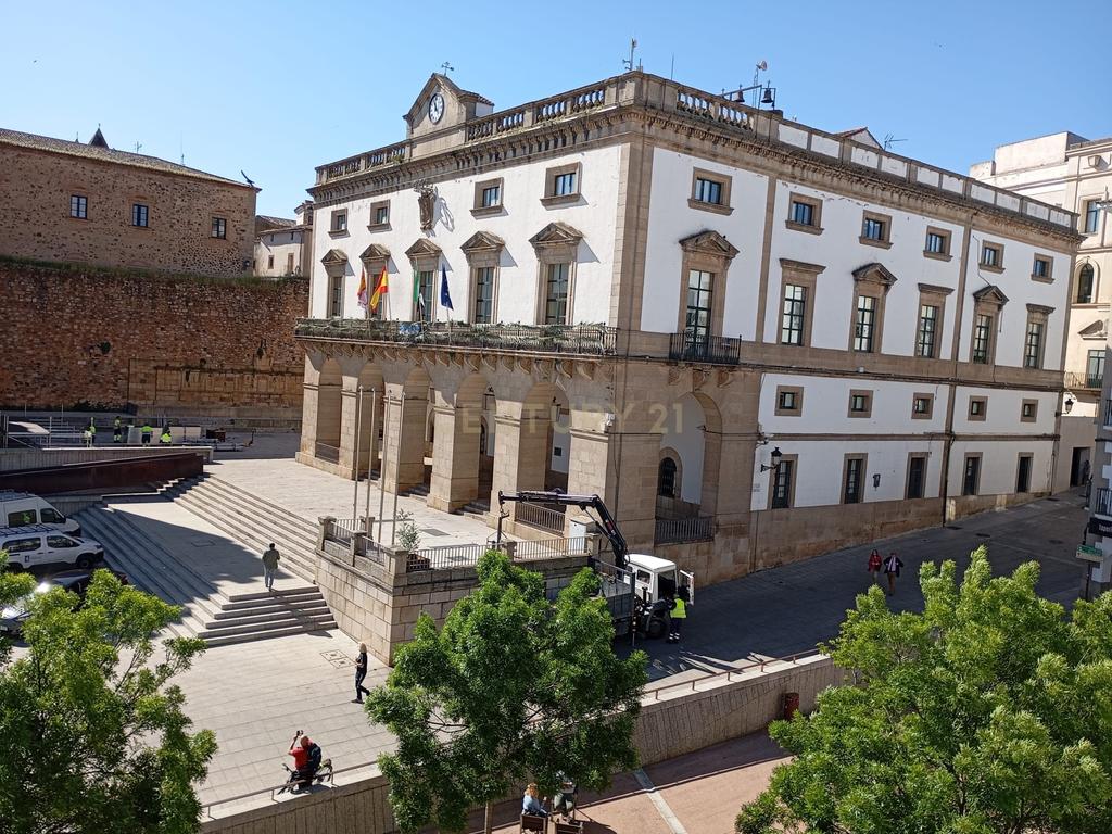 Apartamento Espetacular em Cáceres com Vista e Varandas - Image 15