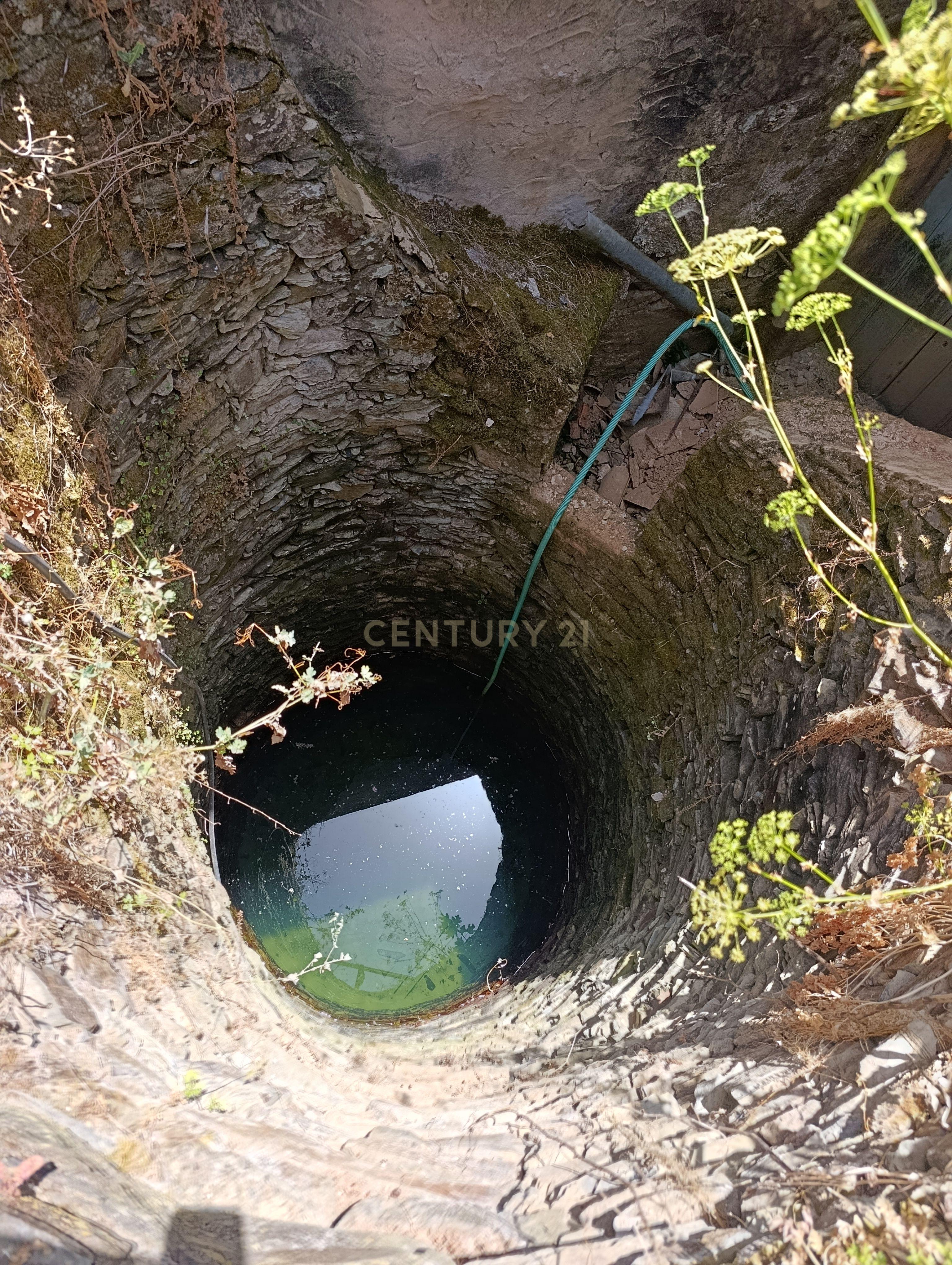Fotografia 11 de Armazém para Recuperar em Santana da Serra – Oportunidade de Investimento a Apenas 15 Minutos do Algarve