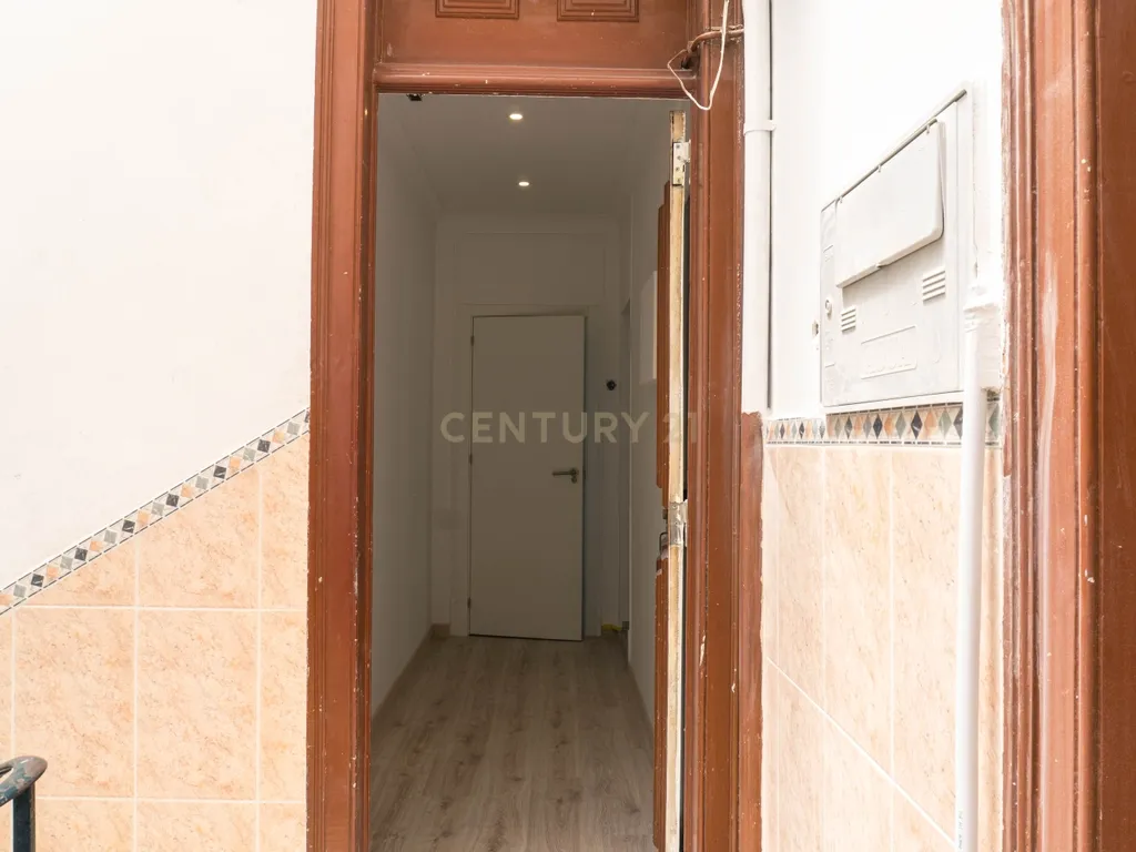 Apartamento T2 em Campo de Ourique, Lisboa - Image 10