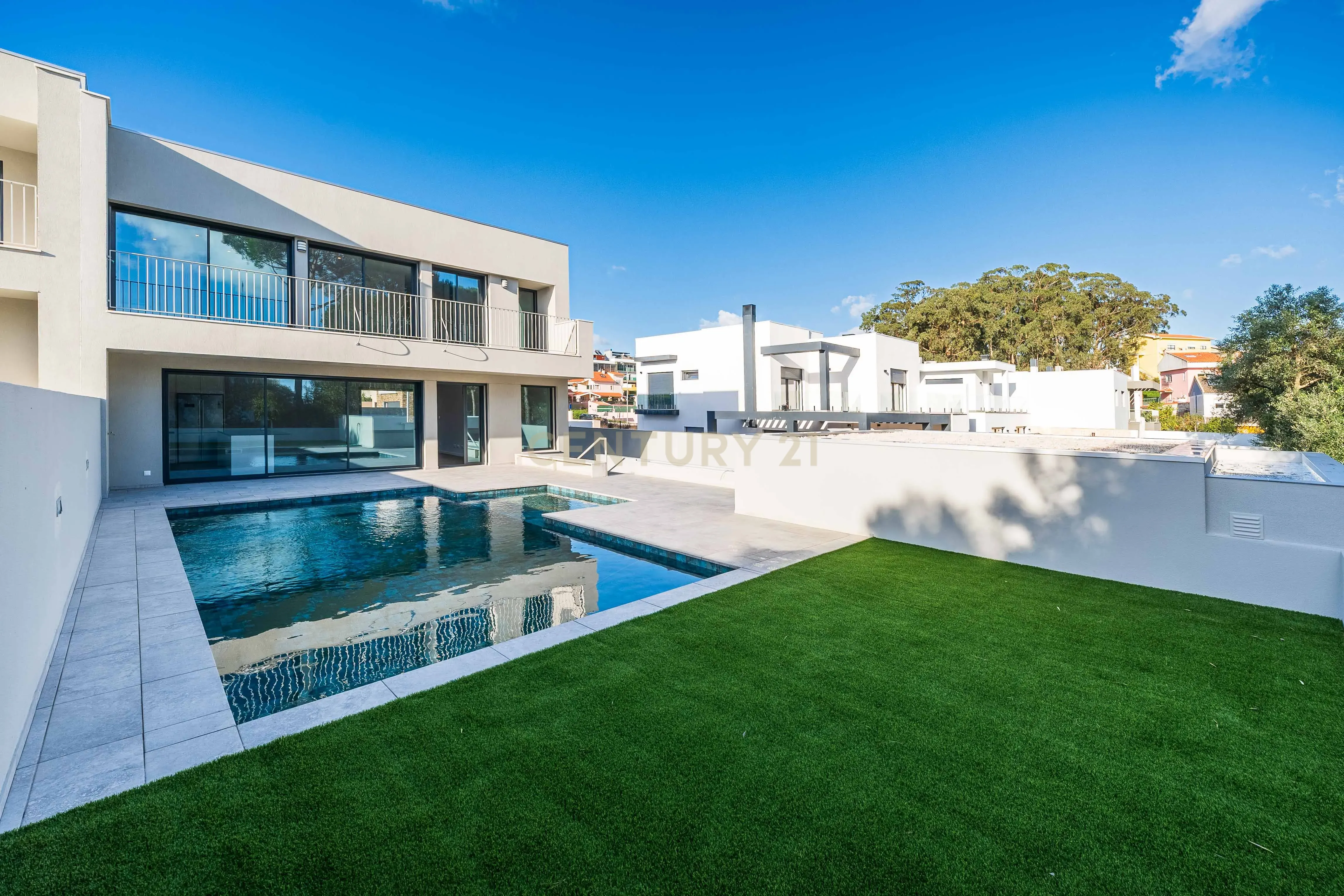 Modern 3-Bedroom House with Premium Finishes