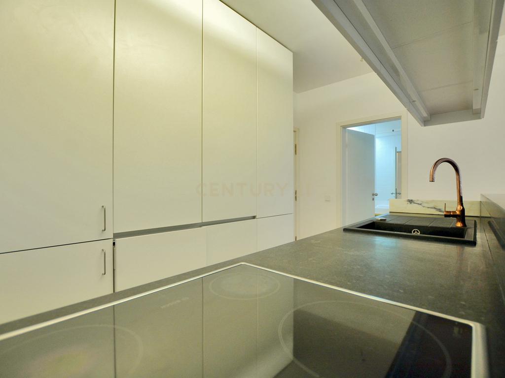 Apartamento T0 Parque das Nações - Image 14