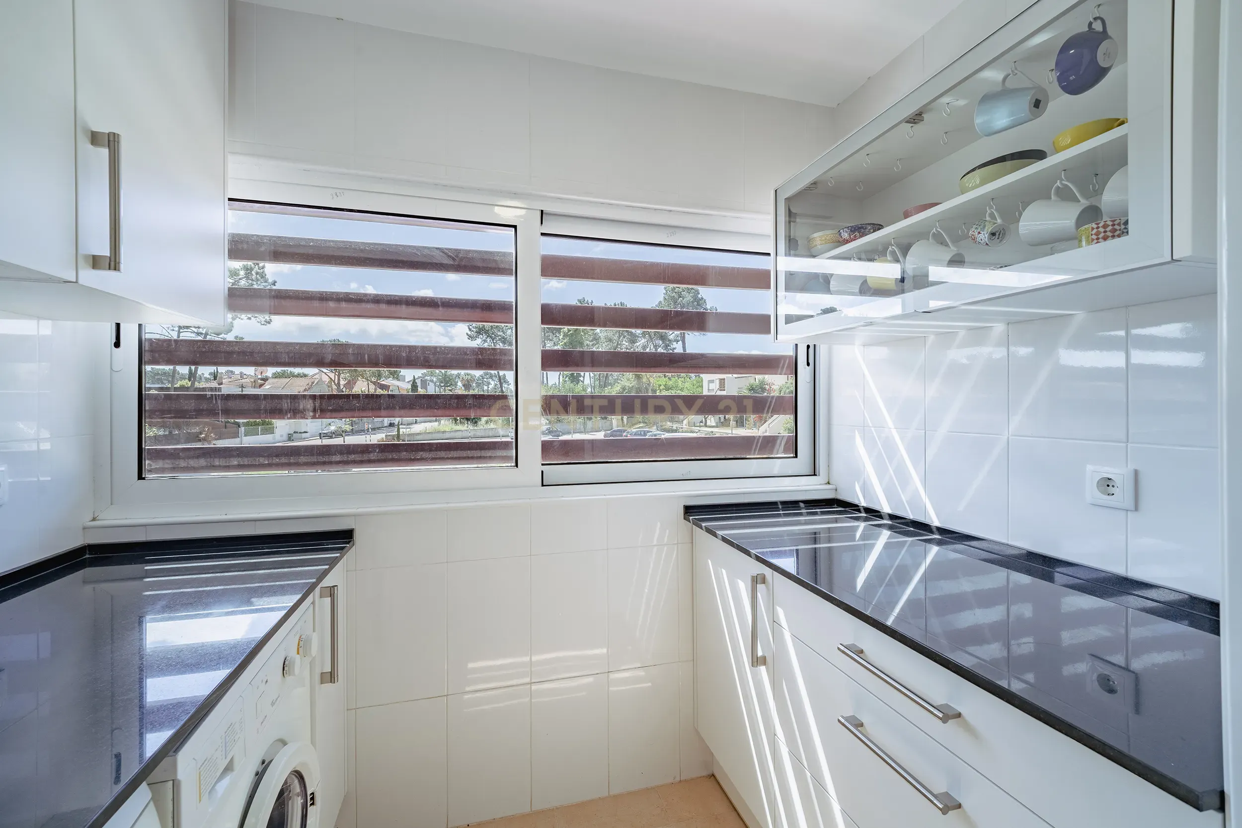 Fotografia 7 de APARTAMENTO T2 COM TERRAÇO – VERDIZELA - CORROIOS