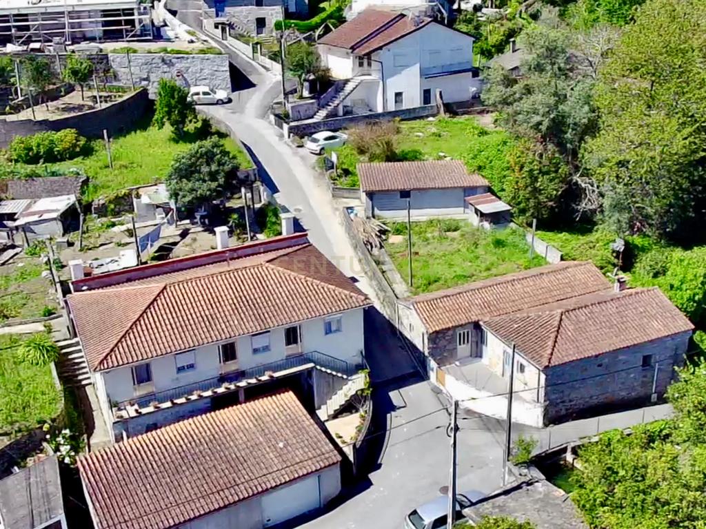 Terreno Ruína Povoa de lanhoso (Negociavel) - Image 36