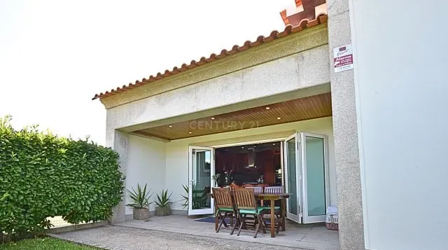 Moradia T5 em Casais Novos, Penafiel- Onde os sonhos em família ganham vida - Image 3