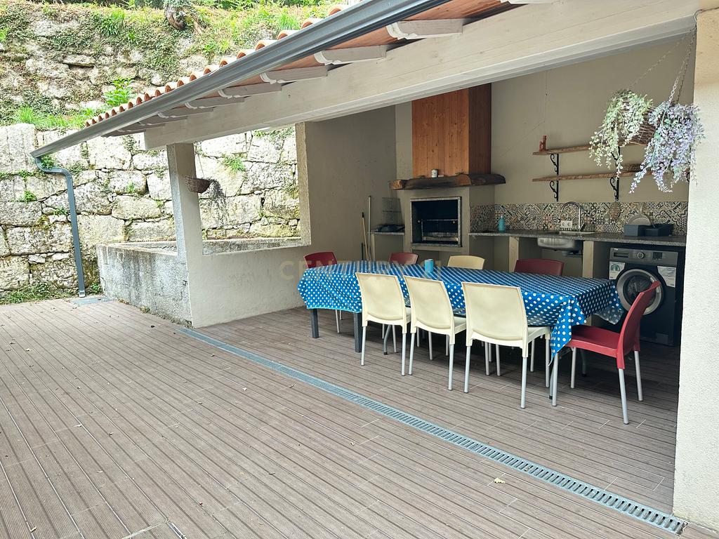  Moradia Térrea com Piscina | Braga - Gerês - Image 45
