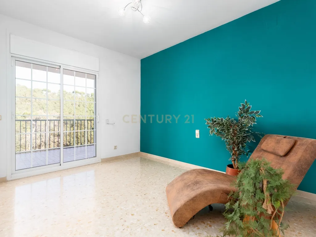 Exclusiva vivenda llesta per fer realitat els teus somnis a Tordera, urbanització Mas Mora. - Image 40