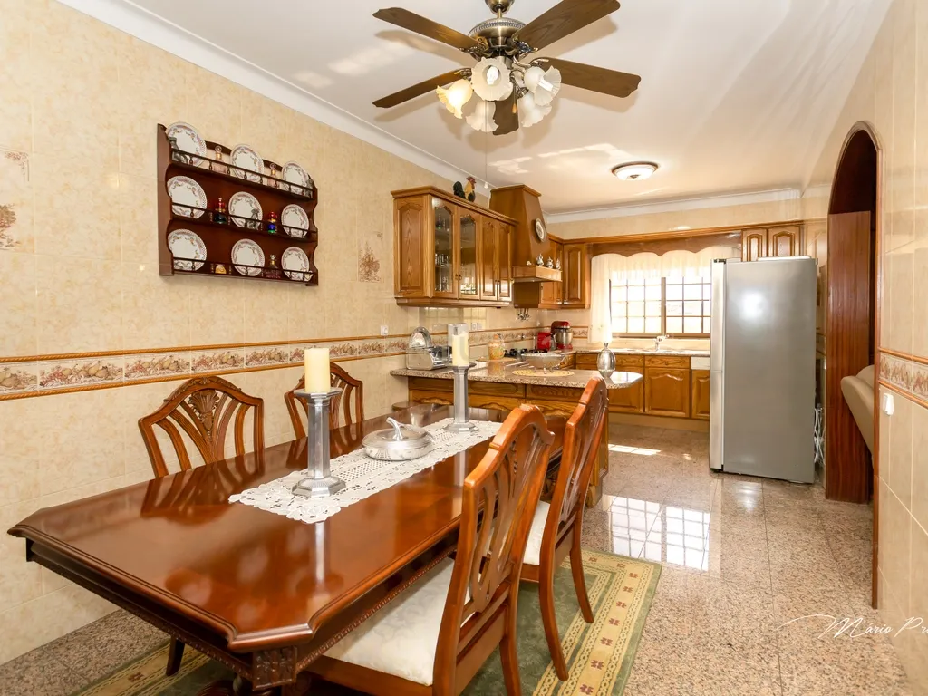 💥 Excelente Moradia T4 – Samouco – Alcochete 💥 - Image 13