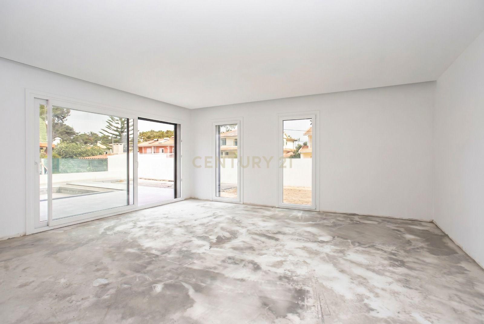 Fotografia 8 de Moradia T4 de Arquitetura Contemporânea com Piscina na Aroeira