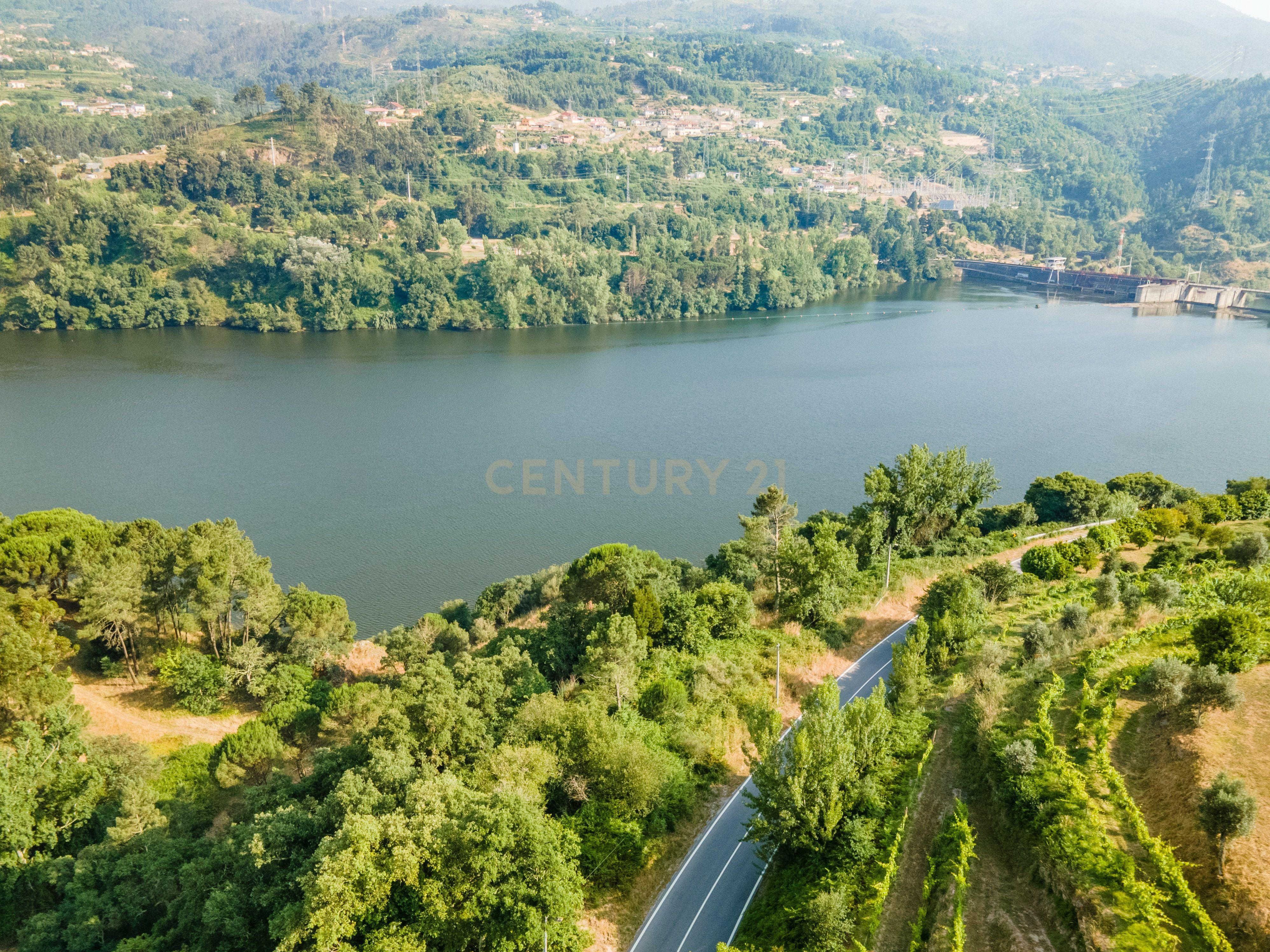 Quinta com Vista Deslumbrante sobre o Rio Douro – Projeto Aprovado para Hotel Rural | Paços de Gaiolo - Image 19