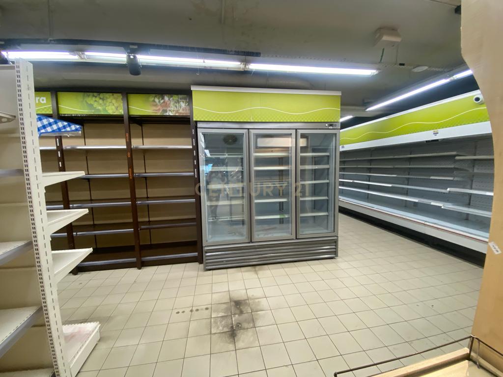 Arrendar loja em Almada - Image 7