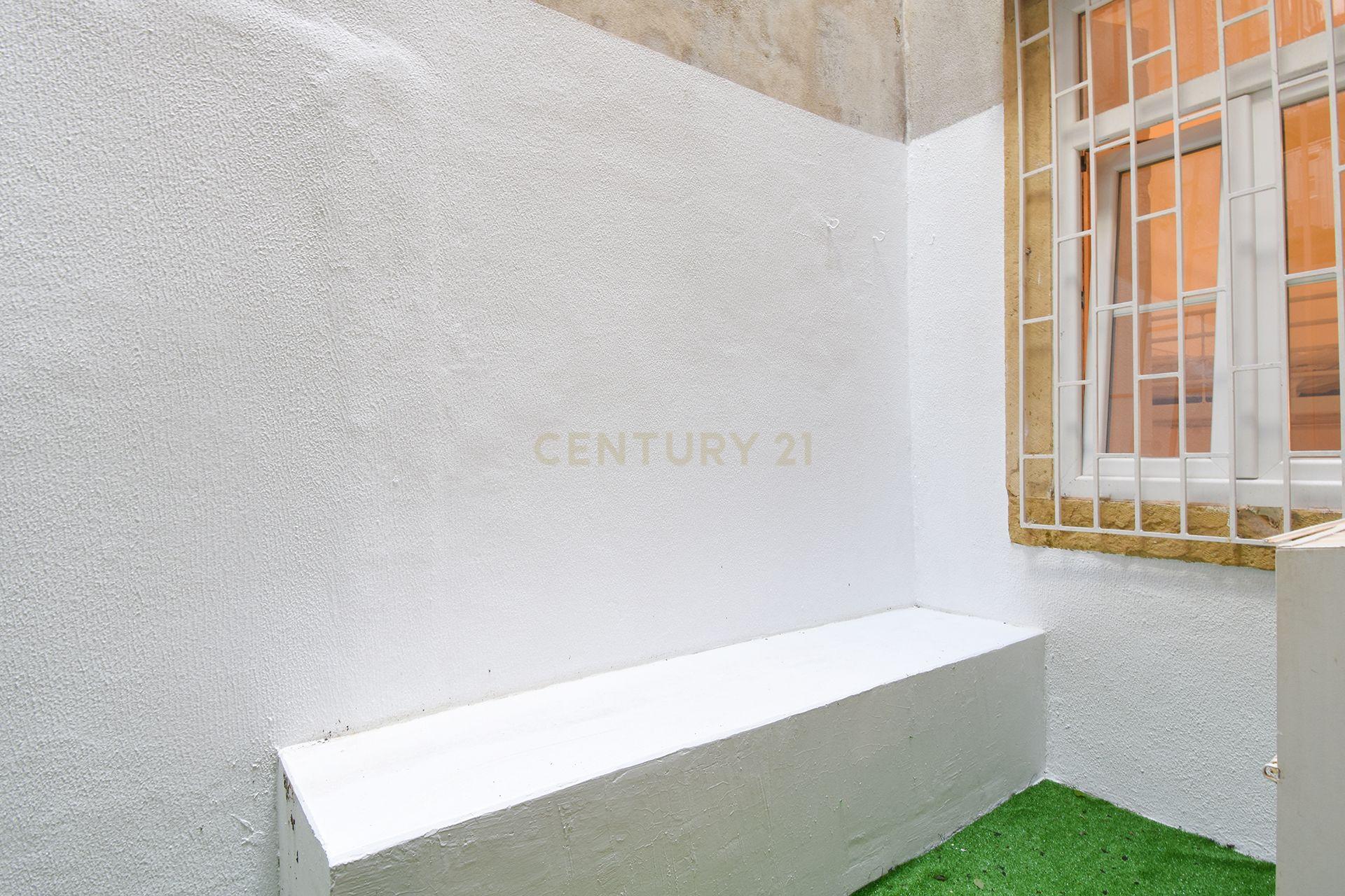 Apartamento T3 renovado com Licença AL - Lisboa - Image 29