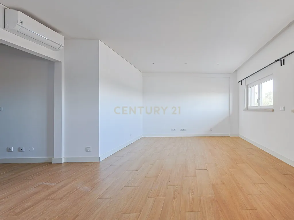 T1 - Apartamento Moderno no Montijo para Arrendamento - Image 15