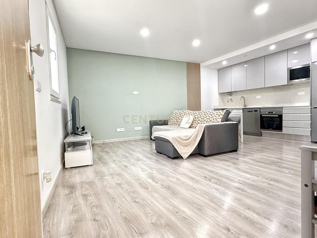Apartamento Novo T1 com logradouro no Montijo  - Image 2