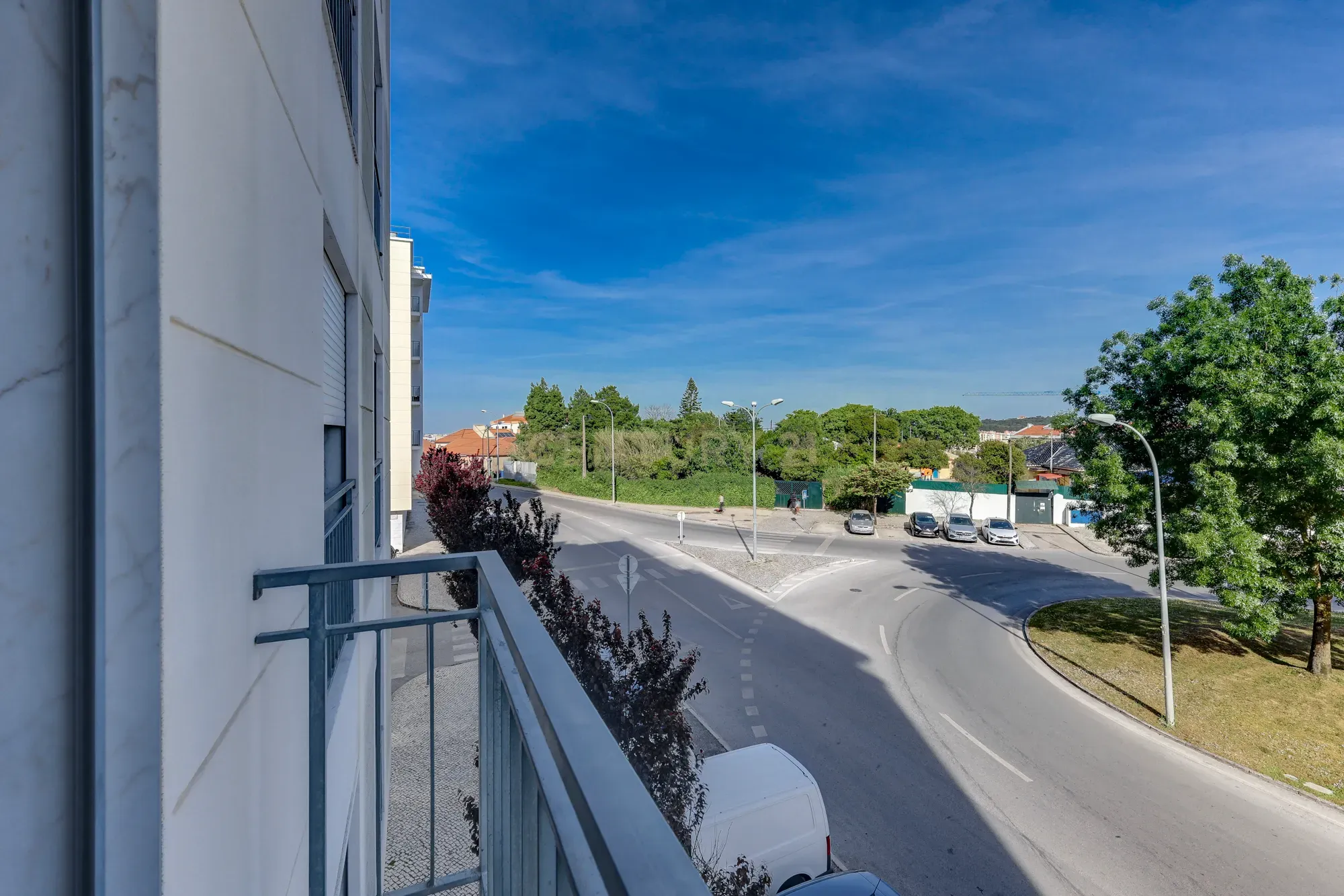 Fotografia 8 de Excelente apartamento T1 na Amadora (Atalaia - Damaia de Cima) com BOX