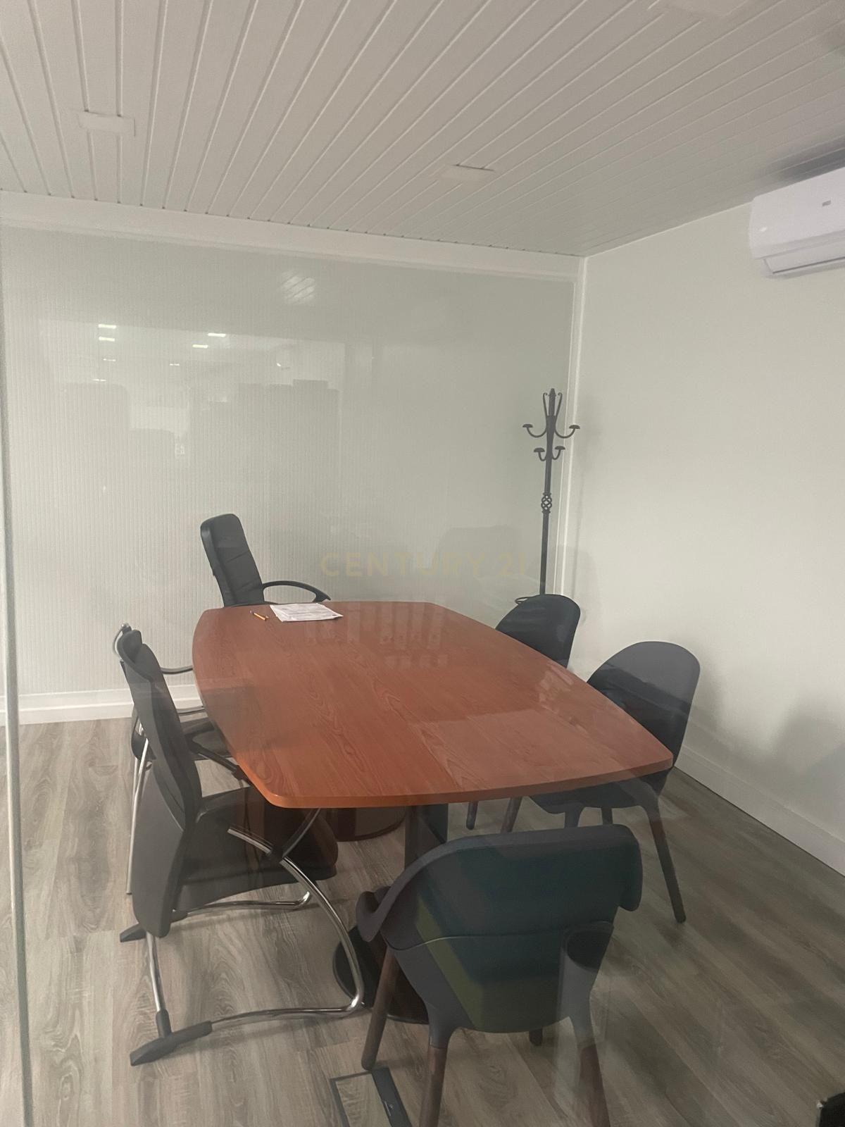 Fotografia 10 de Centro Logístico e Industrial Renovado | 1.294 m² | Câmaras de Frio e Congelação | Sobral de Monte Agraço