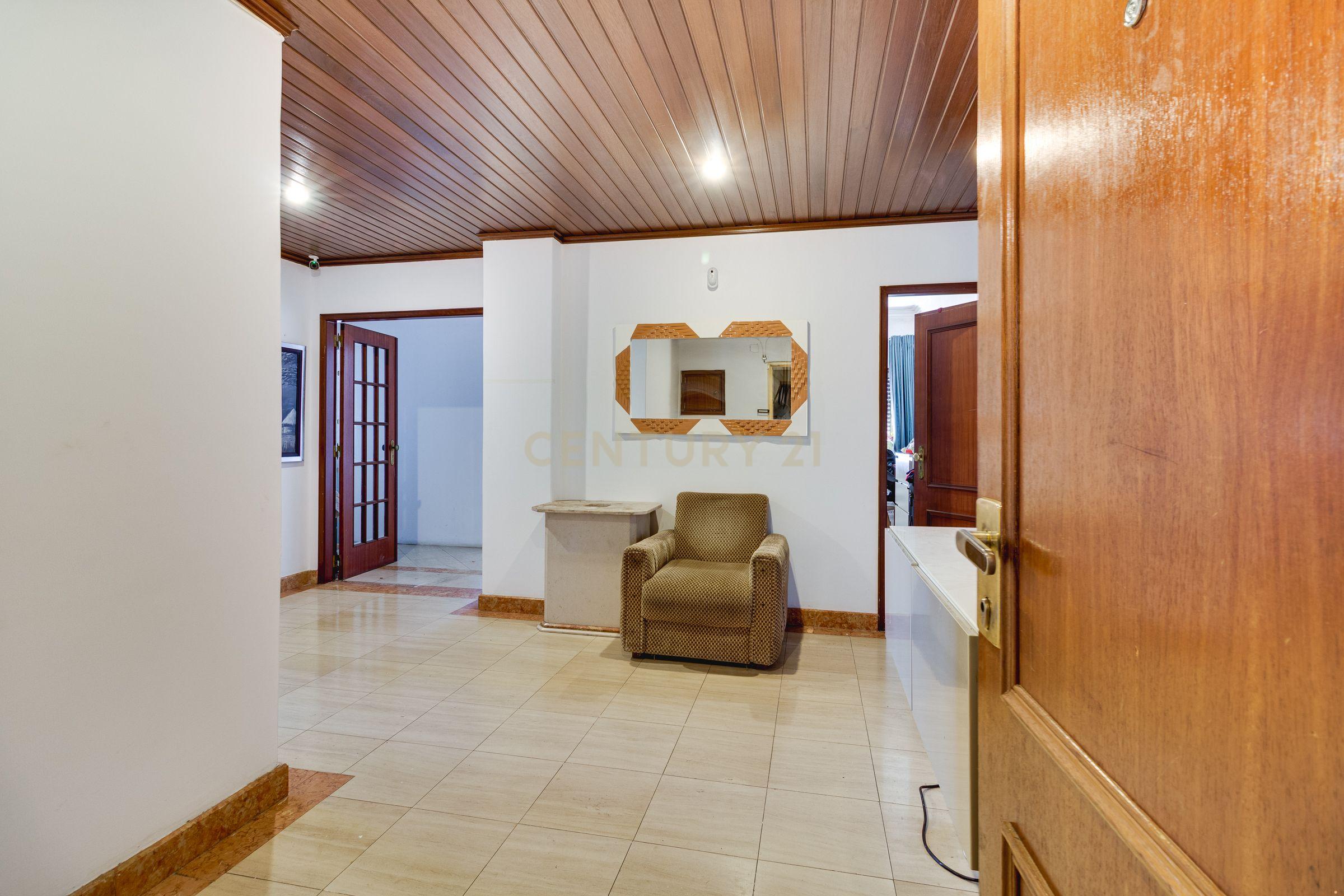 Apartamento T4 à venda em Póvoa de Santo Adrião e Olival Basto, Odivelas — foto 2