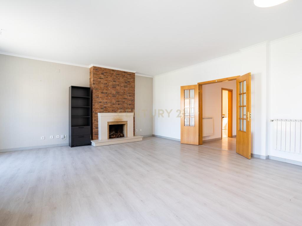 Moradia T4 para arrendamento - Oeiras Golf Residence- Barcarena - Image 3