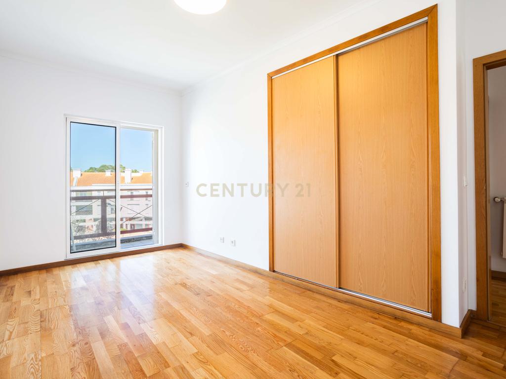 Moradia T4 para arrendamento - Oeiras Golf Residence- Barcarena - Image 21