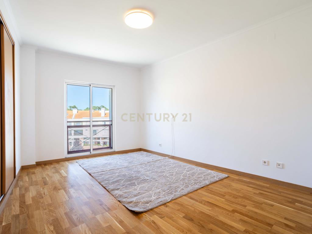 Moradia T4 para arrendamento - Oeiras Golf Residence- Barcarena - Image 23