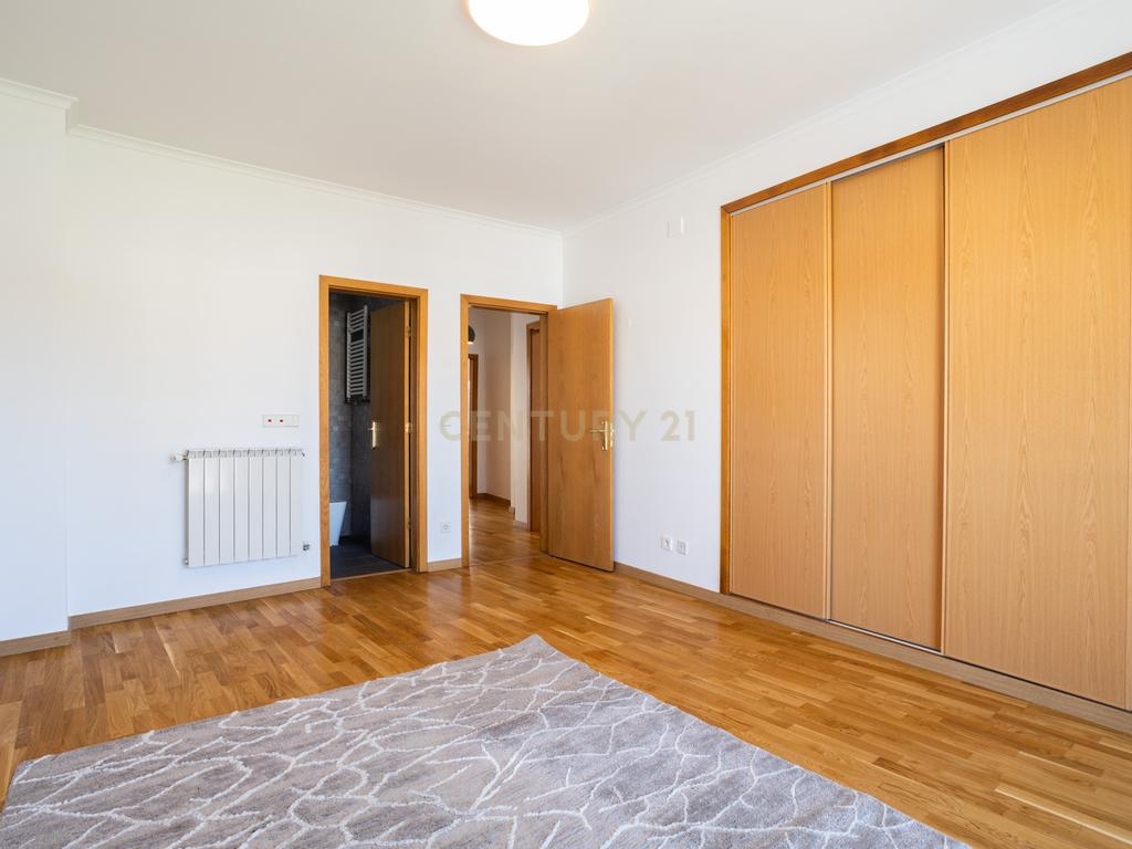 Moradia T4 para arrendamento - Oeiras Golf Residence- Barcarena - Image 24