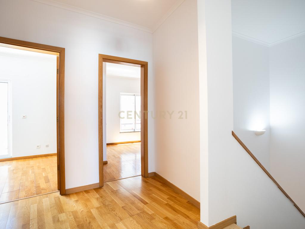 Moradia T4 para arrendamento - Oeiras Golf Residence- Barcarena - Image 18