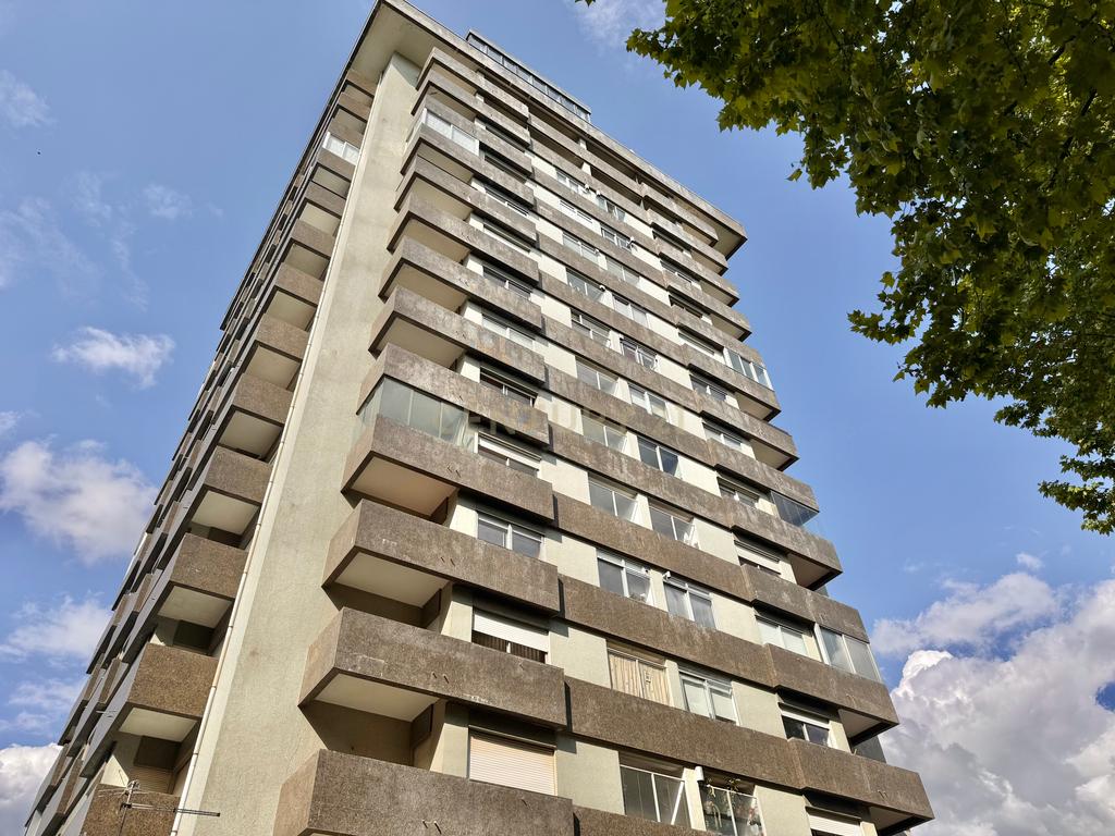 Apartamento T4 no centro de Santo Tirso - Image 31