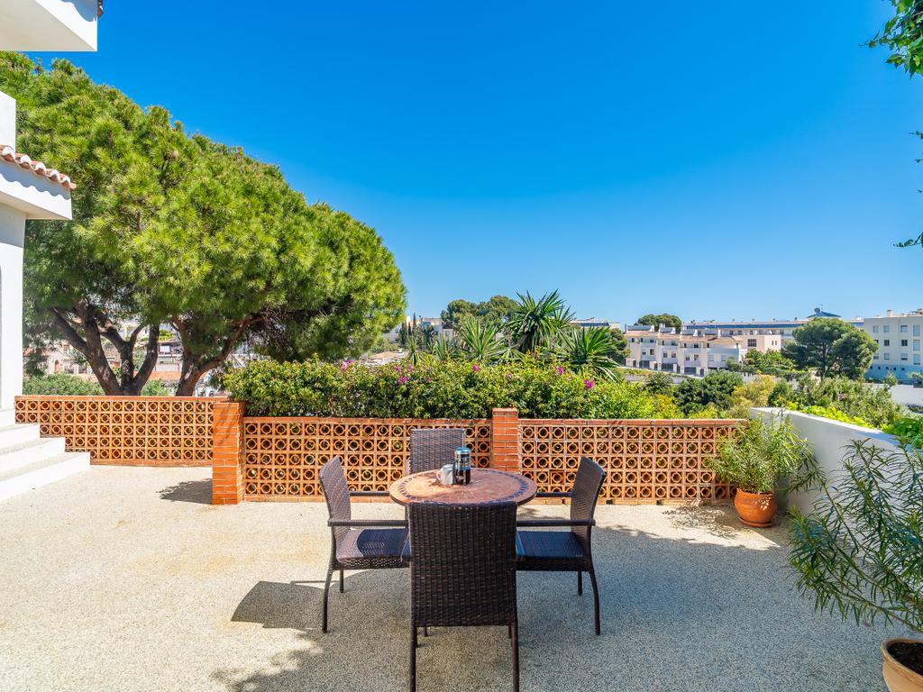 Moradia renovada com vista para o mar e perto da praia – Torreblanca, Fuengirola - Image 69