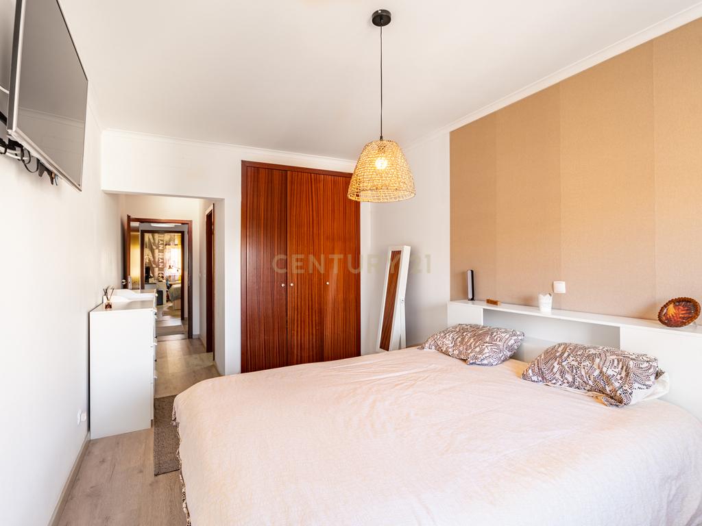 Apartamento T3 em Condomínio Fechado na Horta dos Vimes, Alenquer - Image 18