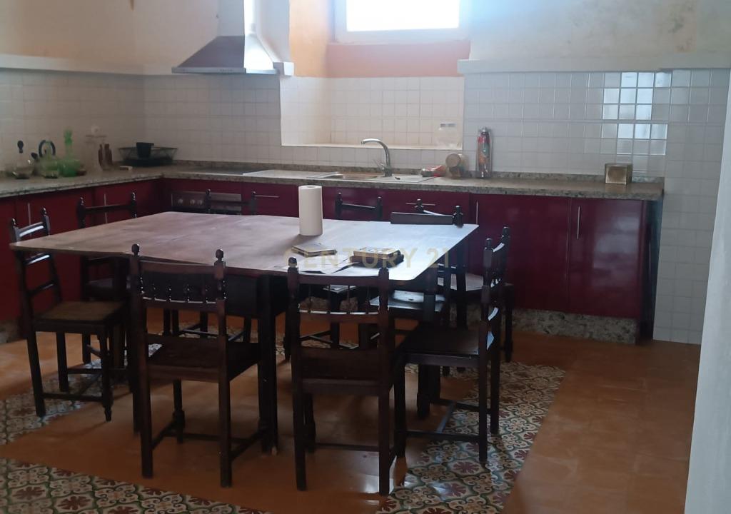 Prédio - no coração da vila raiana de Campo Maior! - Image 7
