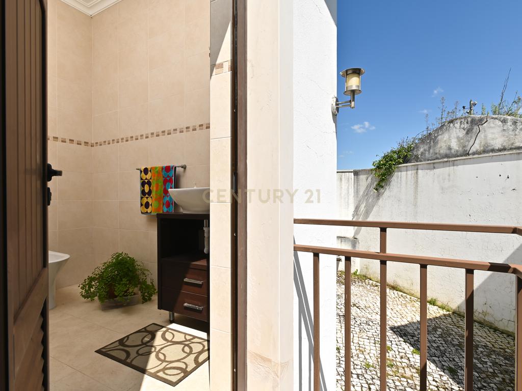 Bela Casa de Campo em Santarém  - Image 19