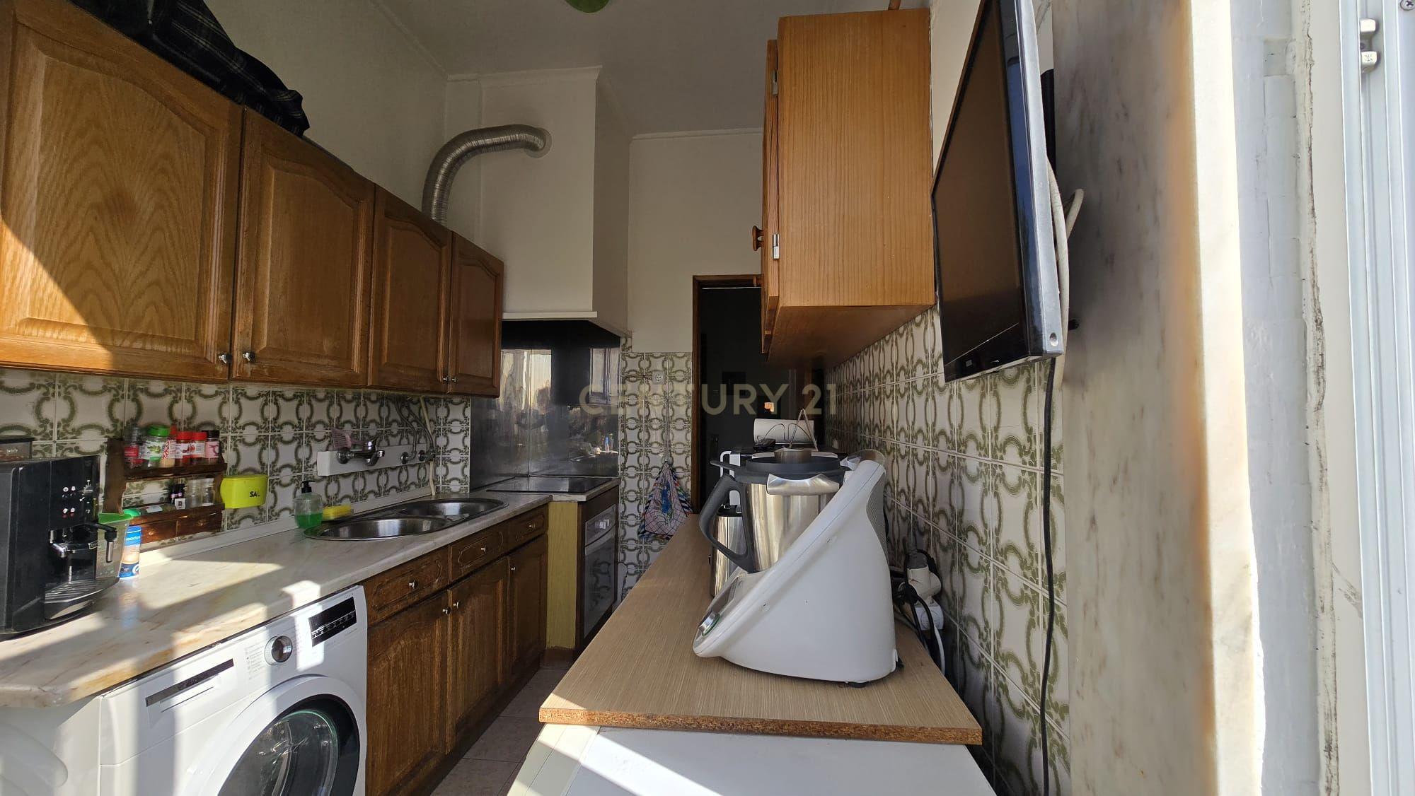 Apartamento T2 no Centro de Corroios – Excelente Localização! - Image 17
