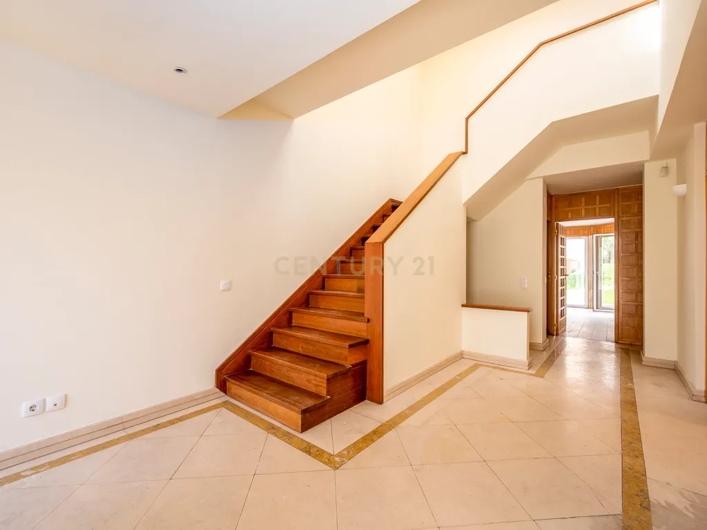 Moradia T4+1 em Condomínio Privado – Parque das Nações, Lisboa - Image 32