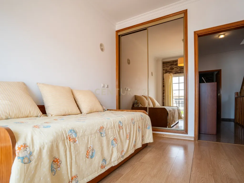 Moradia T3 em Quinta do Conde, Sesimbra - Oportunidade Única - Image 36