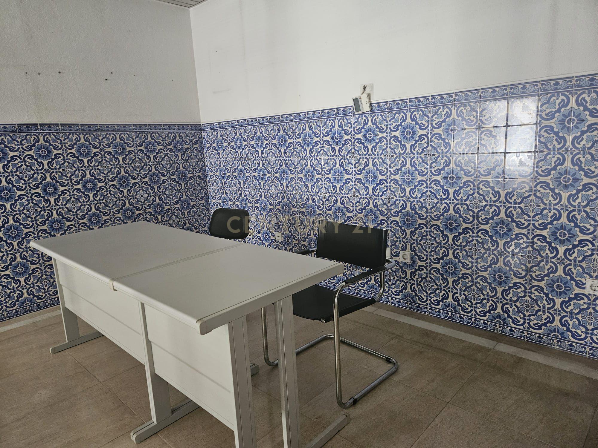 Fotografia 6 de Loja para Arrendamento em Belém – 175 m2 (2 Pisos)