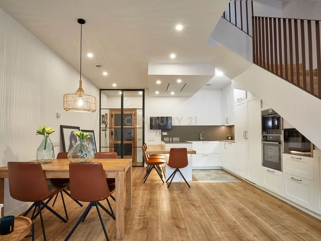 Casa Espetacular no Centro de Tiana - Image 12