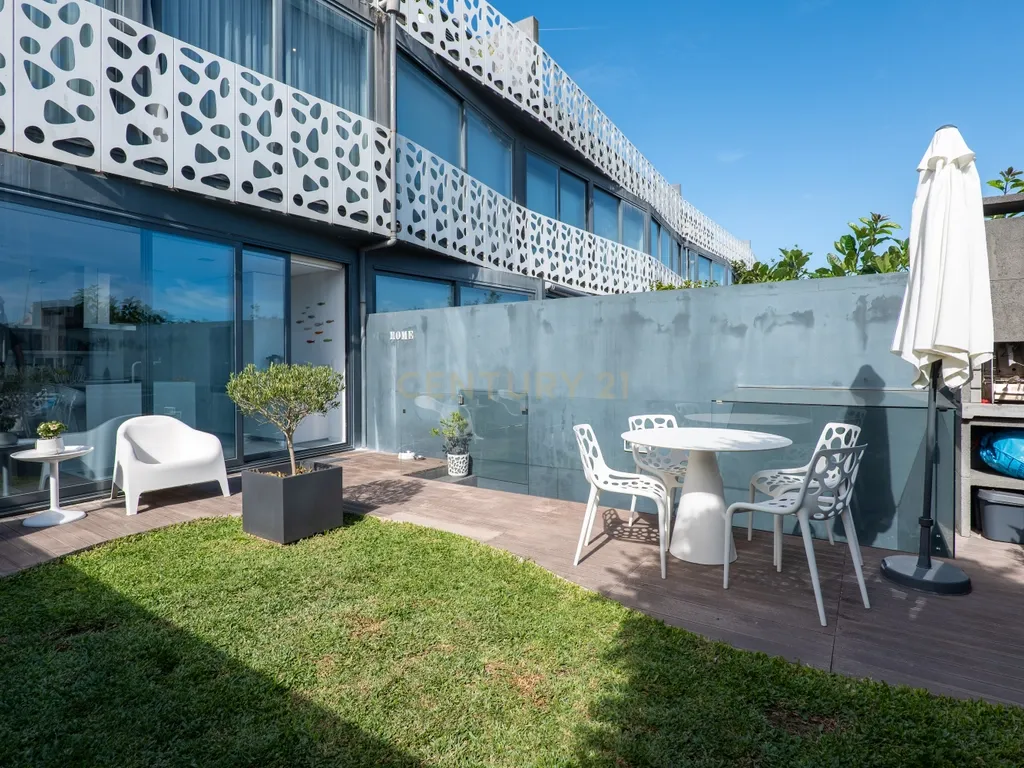 Andar de Moradia Duplex em Lavra – A 2 minutos a pé da praia! - Image 26