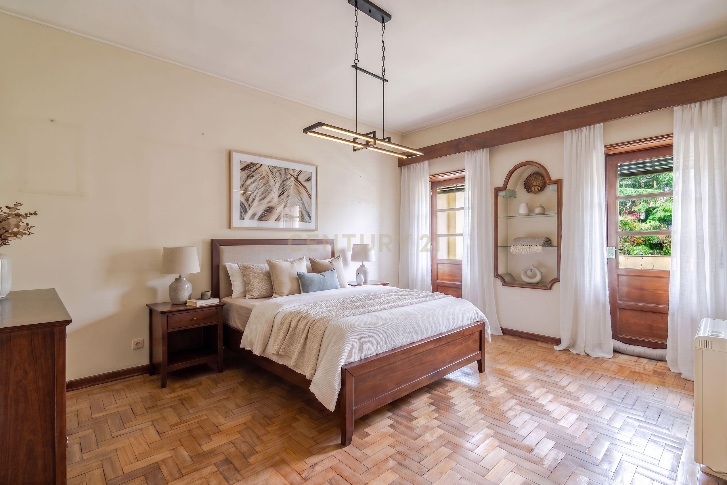 Fotografia 3 de Apartamento T4 na Av. João XXI – Braga