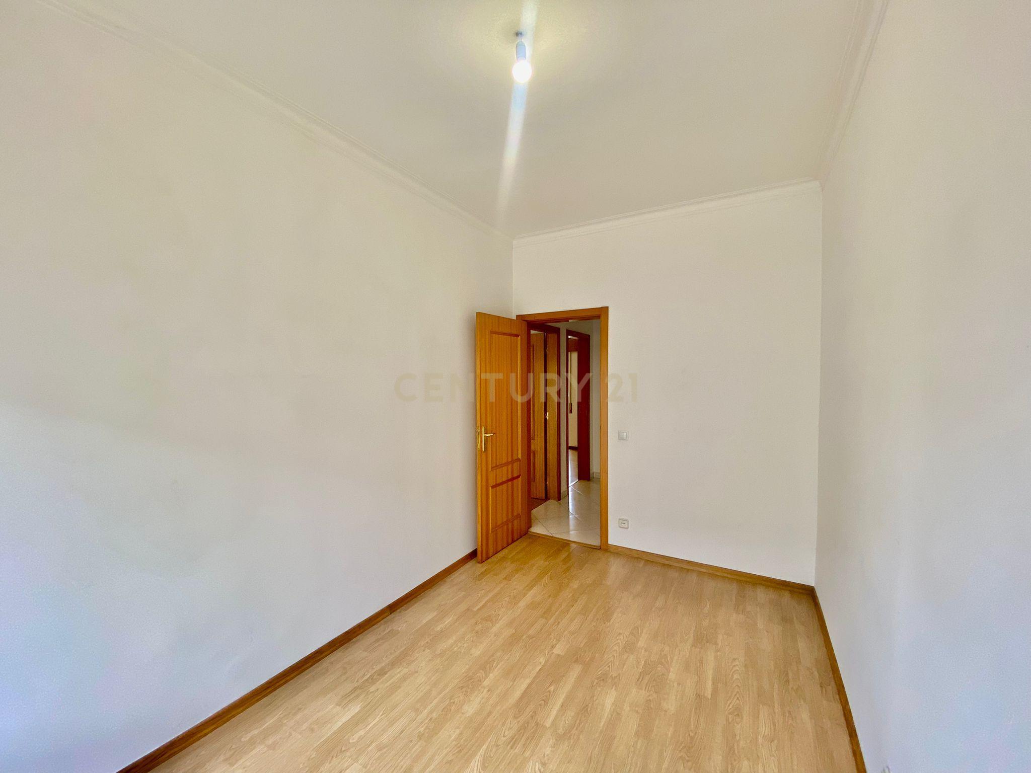 Apartamento T3 em Caldas da Rainha - Image 16