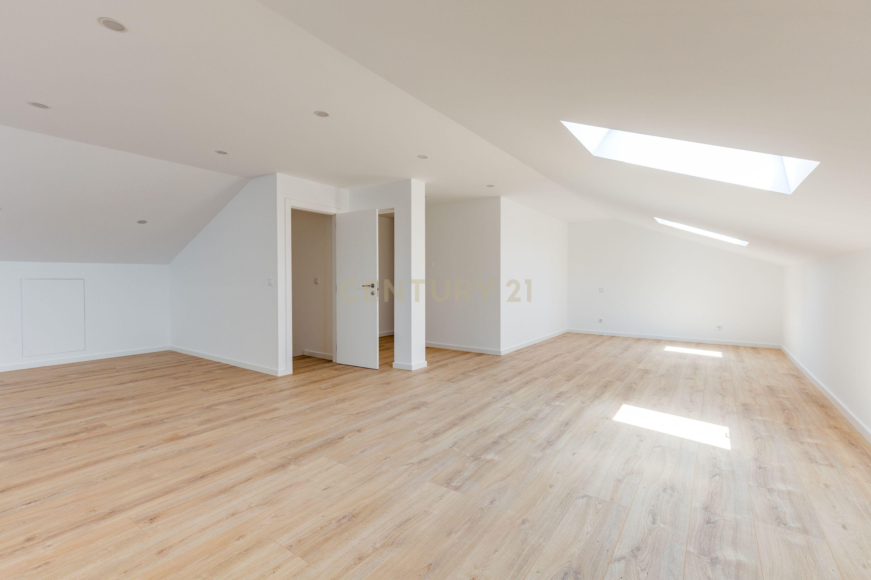 Fotografia 11 de Luxuoso Apartamento T3 duplex em Pombal, Leiria com Vista Privilegiada