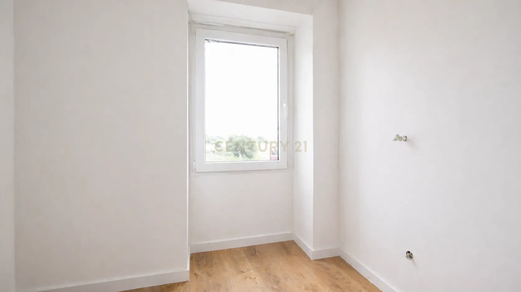 Fotografia 12 de Apartamento T2 em Almada - Oportunidade Única!
