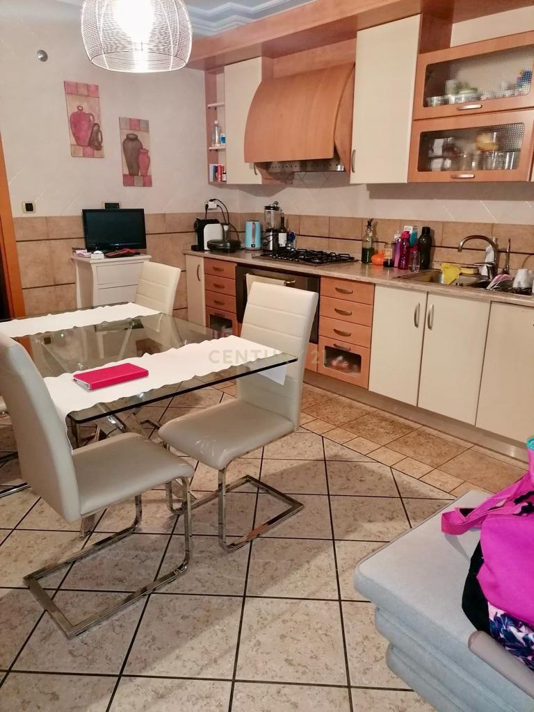 APARTAMENTO T4 SOLAR DAS MARINHAS - Image 9