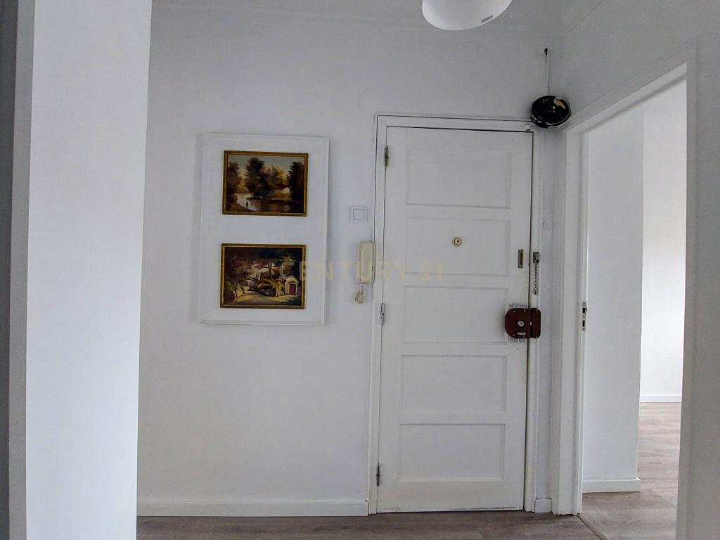 Apartamento T2 na Venteira, Amadora - Image 10