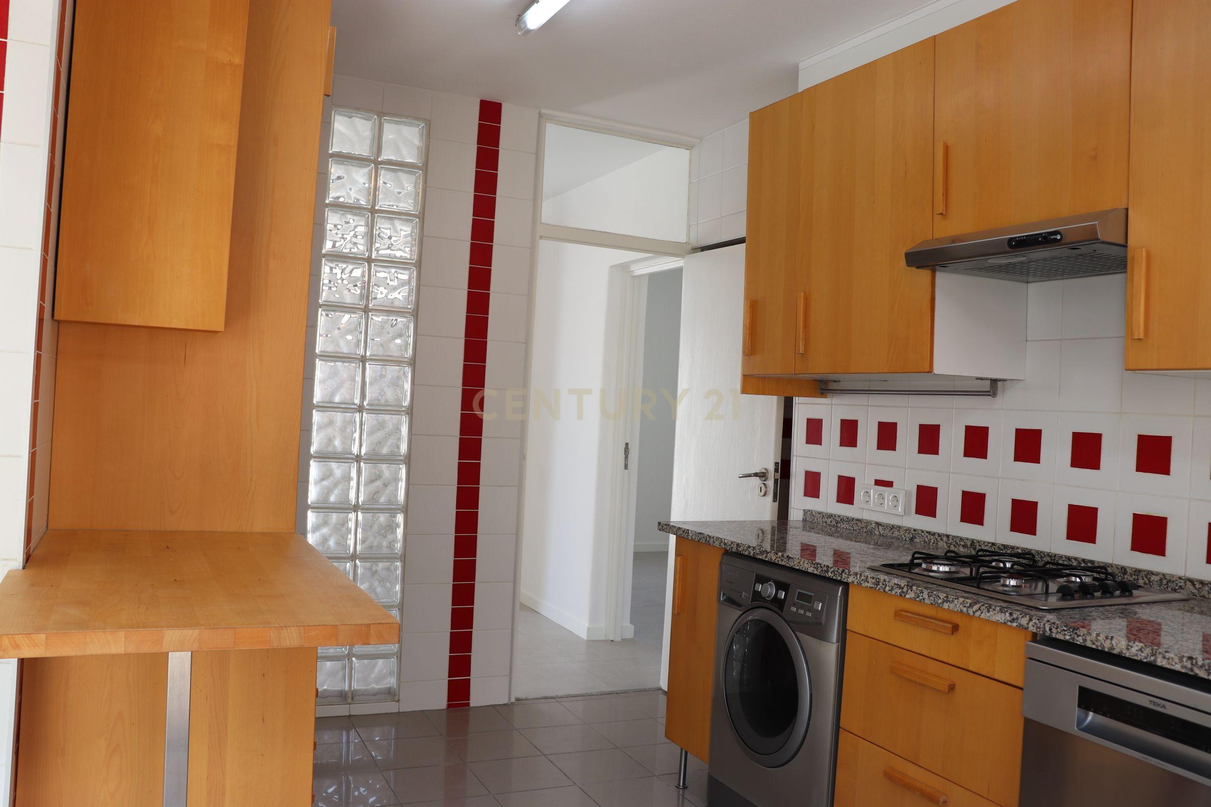 Moradia T1+1 nos Olivais Sul  - Image 16