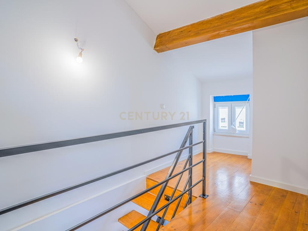 Moradia T2+1 com Terraço – Tornada, a 5 min de Caldas da Rainha - Image 9