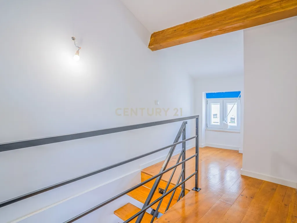 Moradia T2+1 com Terraço – Tornada, a 5 min de Caldas da Rainha - Image 9