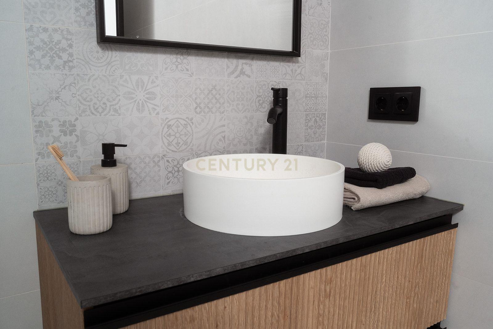 🏡 Casa nova em Cunit – Design, eficiência e conforto junto ao mar Estreie o seu lar ideal na rua Havana em Cunit! - Image 47