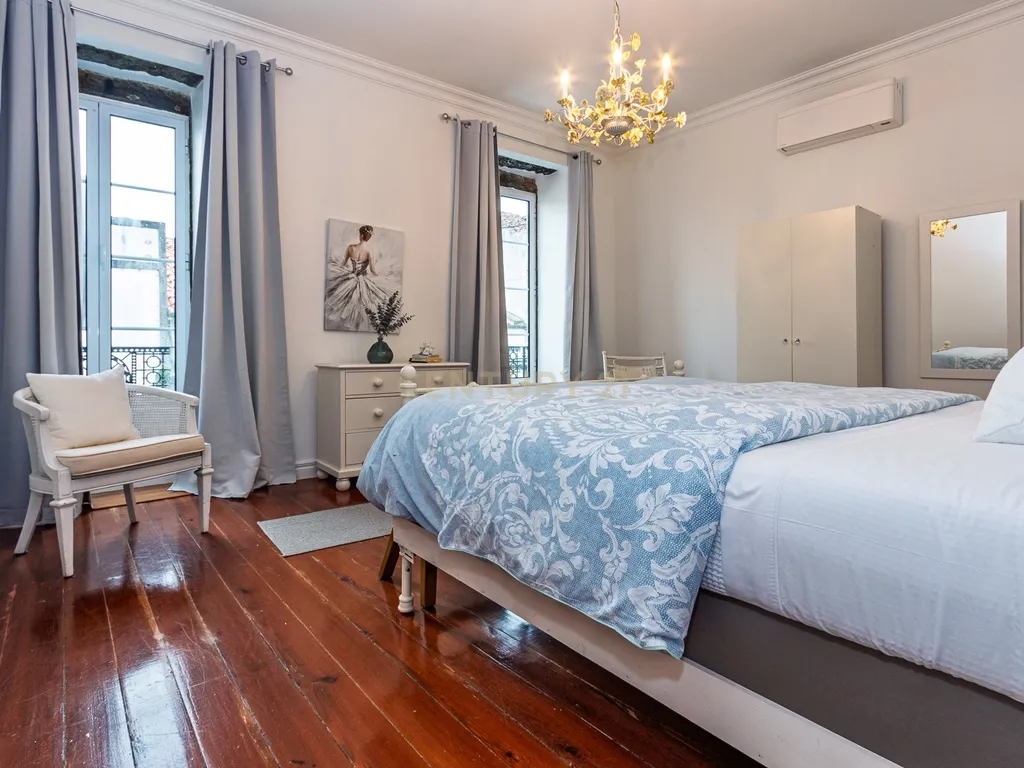 Casa Renovada com Vista para a Cidade em Ponta Delgada - Image 24