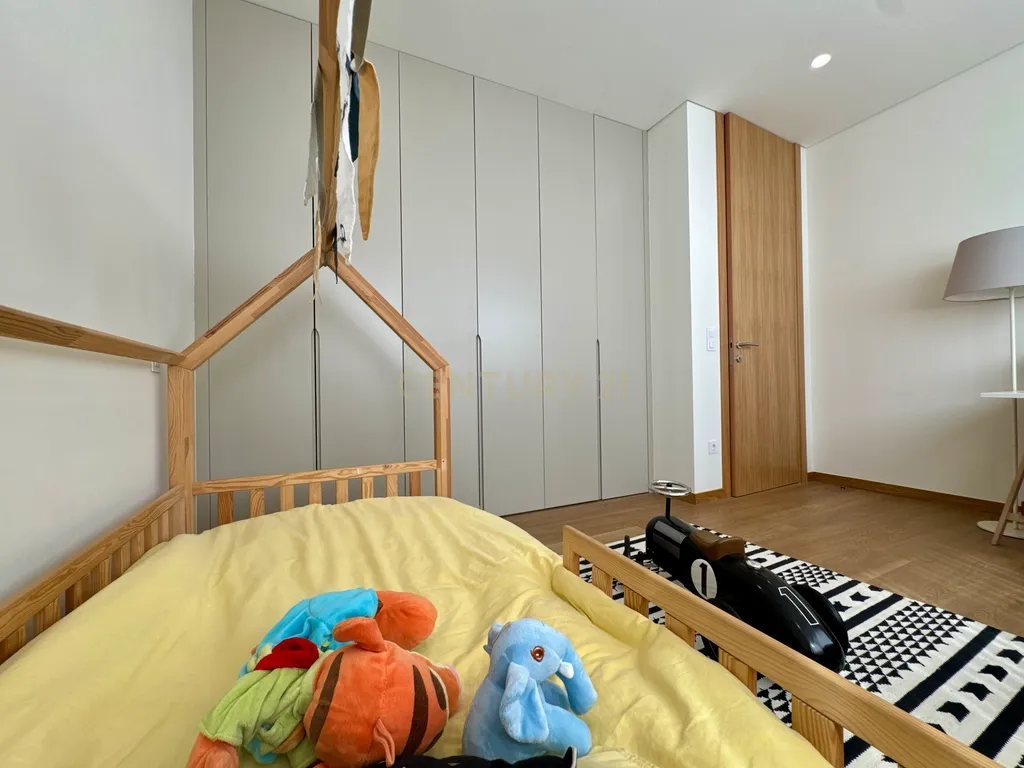 Moradia Contemporânea de Três Frentes | Gondomar, Porto - Image 34