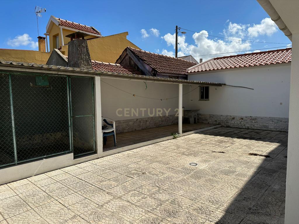 Casa T2  em Santarém - Oportunidade Única! - Image 22