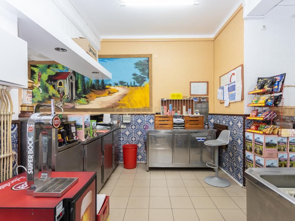 Oportunidade Única de Negócio: Restaurante Celeiro – Take Away – Churrasqueira em Setúbal - Image 14